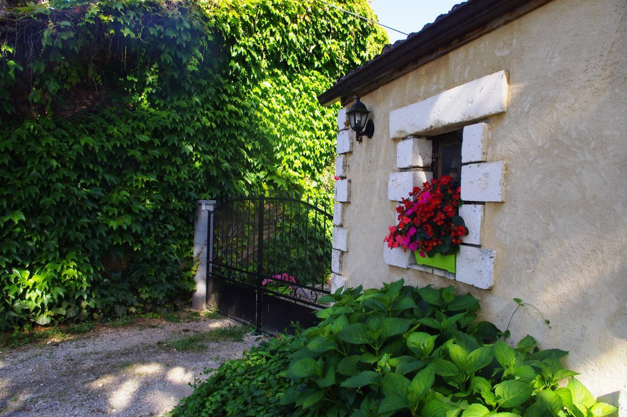Bed and Breakfast Domaine De Potofayol Lacropte Exterior foto